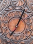 Красив Стар Стенен Часовник Дърворезба Масив от Соца, снимка 7