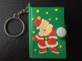 Ключодържател - Тефтерче Дядо Коледа, снимка 1 - Рисуване и оцветяване - 43048807