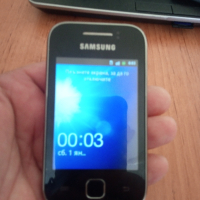 продавам Samsung телефон от първите, снимка 1 - Samsung - 44895717