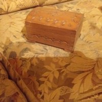 Дървена кутия резбована, снимка 2 - Други - 26788726