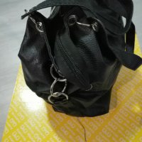 Малка дамска чанта, снимка 4 - Чанти - 27697249