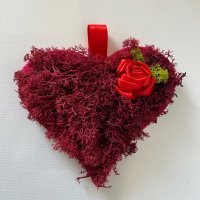 Сърце за влюбени със скандинавски мъх, снимка 1 - Романтични подаръци - 43985352