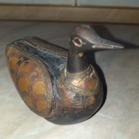 Уникална дървена патица патка с месингов обков, снимка 3 - Антикварни и старинни предмети - 43414221