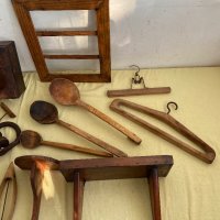 Голям лот дървени предмети (рамка, лъжици, кутия и т.н), снимка 4 - Антикварни и старинни предмети - 43924147