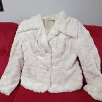 Продавам дамско елегантно яке, снимка 1 - Якета - 43512992