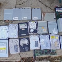 Винтидж захранване,флопита и хард дискове за компютри, снимка 1 - Захранвания и кутии - 43584696