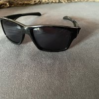 Слънчеви очила Oakley 002, снимка 1 - Слънчеви и диоптрични очила - 37229585