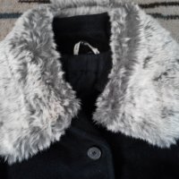 Черно палто с подарък яка, снимка 7 - Палта, манта - 26480624