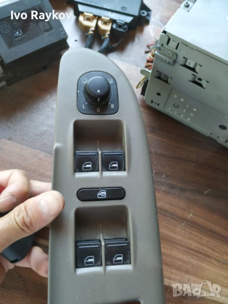 ПАНЕЛ ЗА ПРОЗОРЪЦИ VW 1K0959857B. Passat 6 , снимка 1