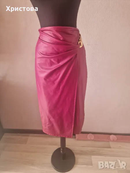 Нова с етикет! Пола сатен с миди дължина - 25,00лв., снимка 1