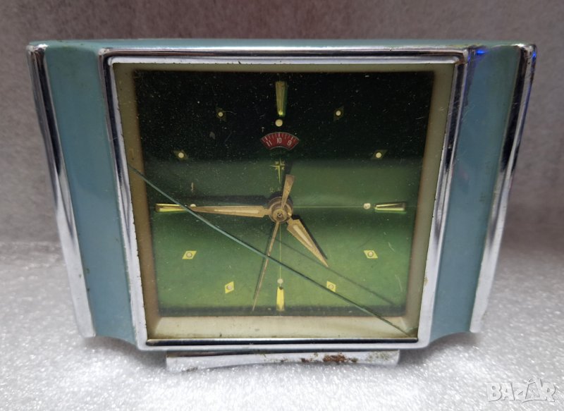 Стар Китайски настолен механичен Часовник с Будилник, снимка 1