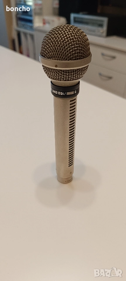 винтидж динамичен микрофон AKG D24, снимка 1
