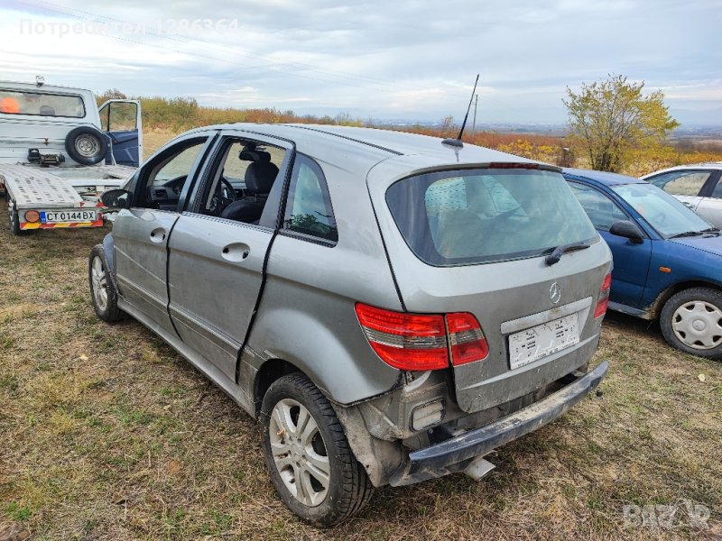 Mercedes B200 CDI НА ЧАСТИ , снимка 1