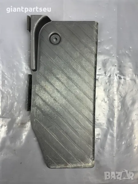 Пластмасов Почиващ Крак за АУДИ AUDI A3 8L 8L1864777A, снимка 1