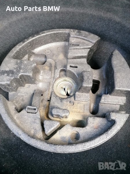 Стереопор резервна гума BMW E60 E61 Стиропор Патерица БМВ Е60 Е61 Стойка крик и ключ за джанти, снимка 1