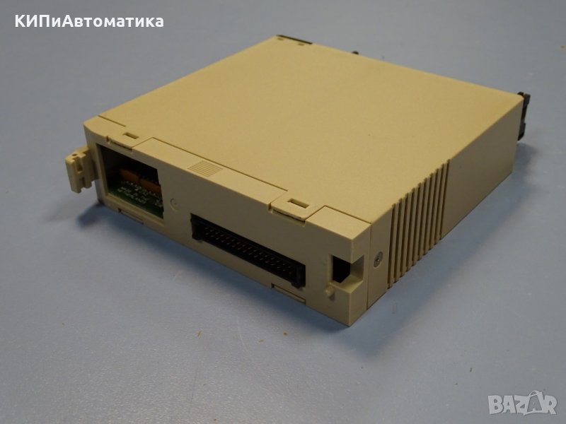 електронен модул Omron C200H-OC226 Output Unit, снимка 1