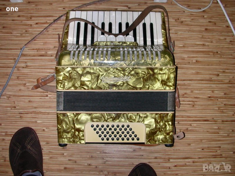 немски акордеон от 1953 година, снимка 1