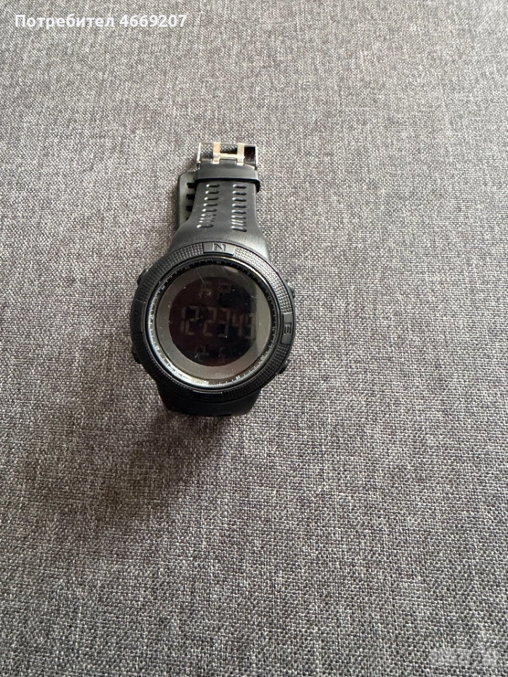 Продавам мъжки електронен часовник, снимка 1