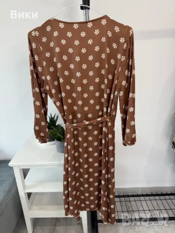 Рокля в размер M, снимка 15 - Рокли - 48168096