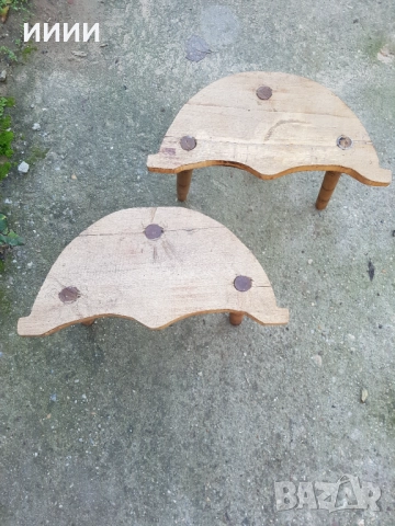 Трикрако столче 2 бр