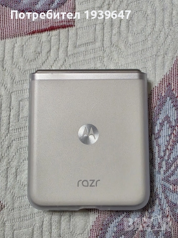Motorola RAZR 40 , снимка 4 - Motorola - 52259113