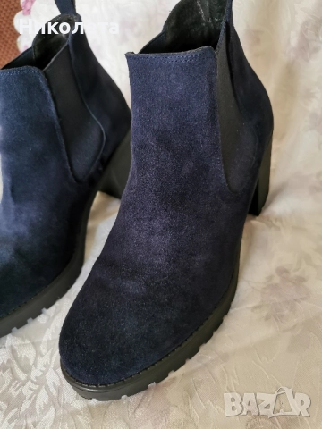 Дамски боти от велур, снимка 3 - Дамски боти - 51997353