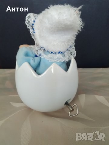 Музикална порцеланова кукла, снимка 2 - Кукли - 26350854