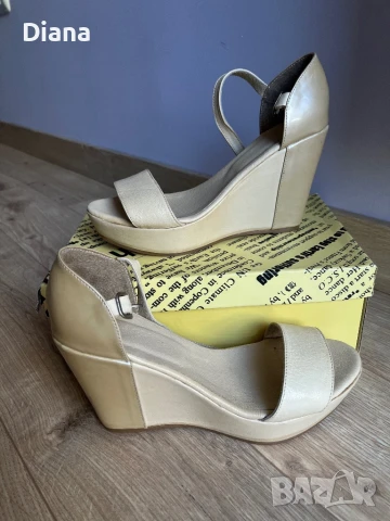 Нови дамски обувки