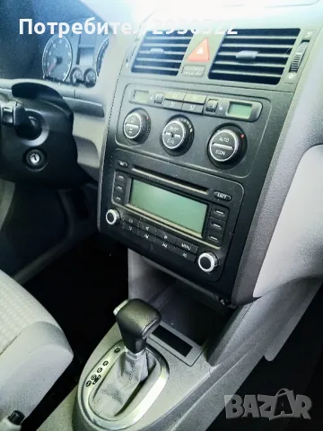 VW Touran 1,6 TSI Automat, подходящ за инвалиден , снимка 10 - Автомобили и джипове - 48856028