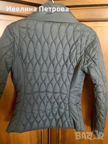 Оригинално дамско яке Emporio Armani, снимка 2 - Якета - 38108540