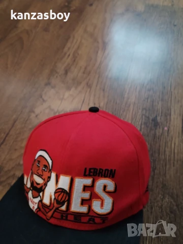 New Era lebron james  - страхотна мъжка шапка , снимка 2 - Шапки - 51203683