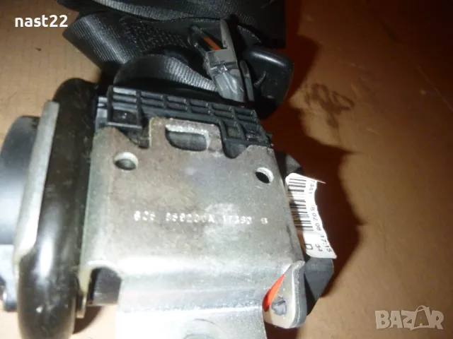 Предпазен преден десен колан Фолскваген Поло-(2004-2009), снимка 4 - Части - 50144101