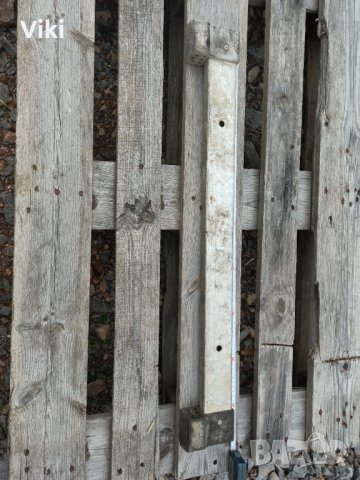 Стабилизираща основа за стълба