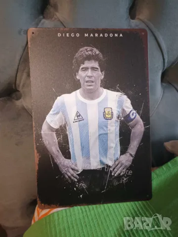 Diego Maradona-метална табела (плакет), снимка 2 - Фен артикули - 47340376