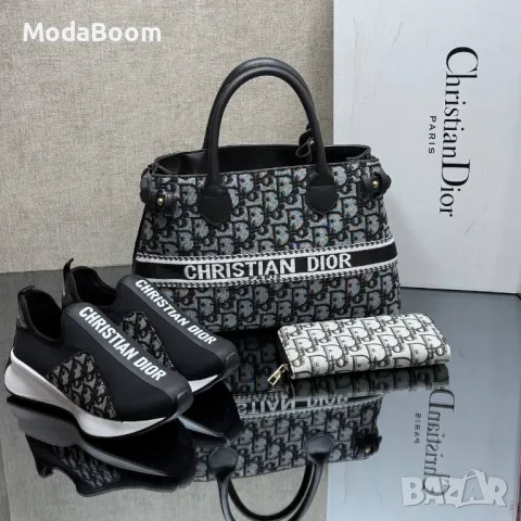Christian Dior дамски комплекти Различни , снимка 5 - Маратонки - 48932148