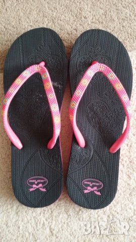 Джапанки за момиче