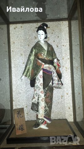 Японска  колекционерска кукла Гейша, снимка 3 - Други - 26671366