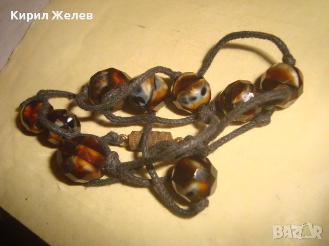 СКЪПОЦЕНЕН ВИНТИДЖ АРТ ГЕРДАН КОЛИЕ от ЯСПИС с ШНУРЧЕ и БРОНЗОВА ЗАКОПЧАЛКА на ВИНТ 10977