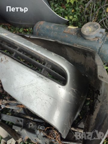 Предна броня Нисан Примера P12, снимка 2 - Части - 37340348