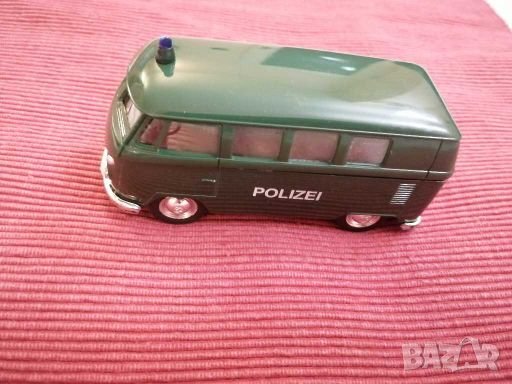 Играчка, полицейски бус Фолцваген. , снимка 2 - Коли, камиони, мотори, писти - 28084366