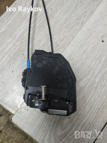 Предна , дясна брава за Toyota Auris E18 A084219 