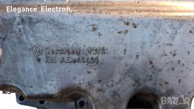 Картер за Vw Touran Golf, passat Sharan 2.0 tdi 140 к.с. 2009до 2011 г. , снимка 4 - Части - 49418901