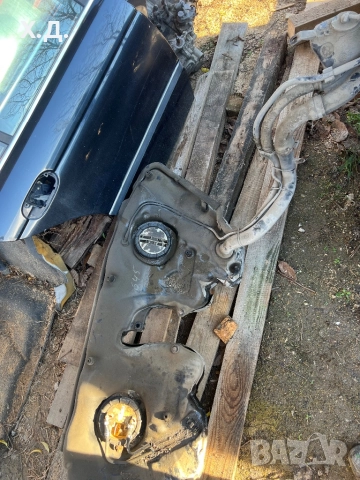 Резервоар Мерцедес Ц-класа w203 комби, снимка 4 - Части - 52525299