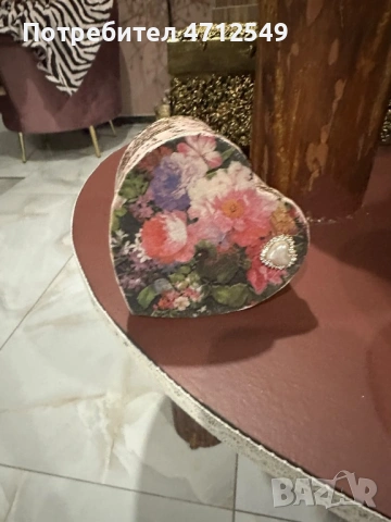 Кутийка във формата на сърце., снимка 2 - Декорация за дома - 53145457