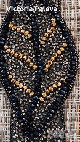 Гривна/ маншет  с кристали и мъниста, снимка 5 - Гривни - 52256396