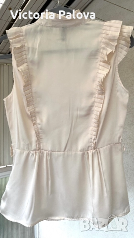 Романтична блуза с рюшове H&M, снимка 5 - Корсети, бюстиета, топове - 51761631