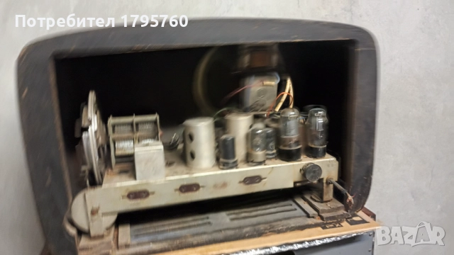 Старо радио Балтика, снимка 3 - Антикварни и старинни предмети - 51463467