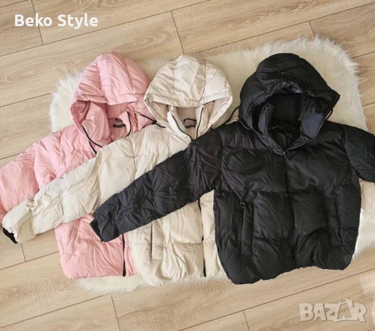 Дамско яке с качулка