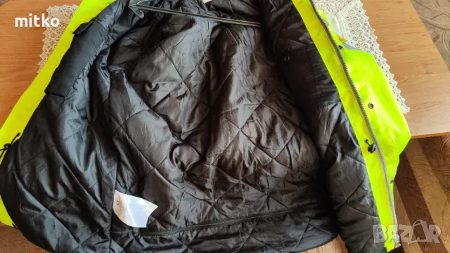 Яке, снимка 3 - Палта - 47839854