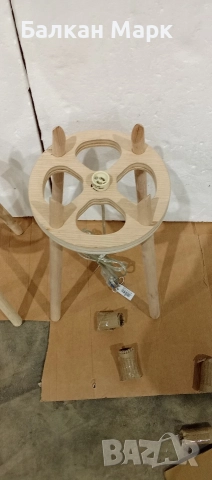 Стойка за дизайнерска бетонна лампа SERAX Concrete – бетоновите абажури липсват